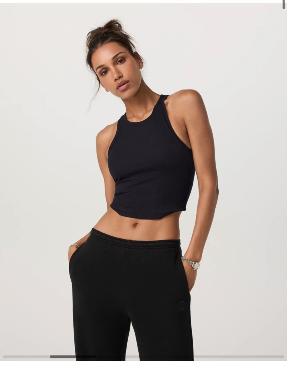 Vuori Pose Tank